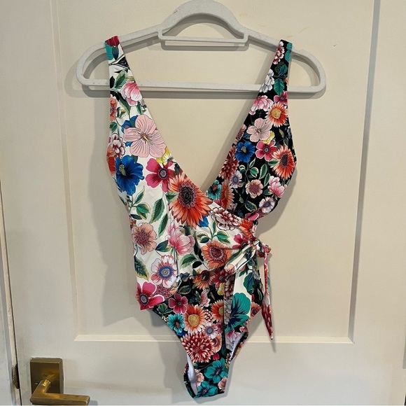 Johnny Was Floral Mirror & Evening Palace Wrap One Piece Swimsuit Sm - Picture 5 of 13